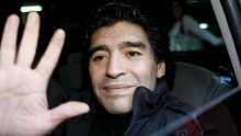 Nažalost, Diego Maradona na ovo svoje posljednje pitanje nikada neće čuti odgovor. Iako smo sigurni da ga već sada osjeća