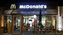 McDonald'su u zadnji tren poskupili najam, Estetic Uvemu izbacili