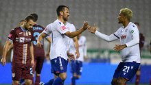 [VIDEO/FOTO] Rijeka golovima Lončara i Menala 'okrenula' Hajduk i na kišom natopljenom Poljudu pobijedila Hajduk 2:1