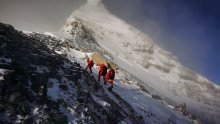 Nova mjerenja pokazala: Mount Everest je 86 centimetara viši nego dosad. Dva su moguća razloga