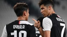 Zbog jedne od najvećih zvijezda u Juventusu je zavladao kaos; u cijeloj priči netko laže, a svi se pitaju kakva je u svemu tome Ronaldova uloga