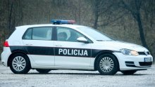 Libijski državljanin vozio četiri ilegalna migranta, u Tomislavgradu ga uhitila policija, pa je zaradio prijavu zbog krijumčarenja