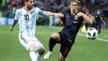 Kakva bi to bila lijepa nogometna priča; Luka Modrić i Lionel Messi završavaju karijeru u isto vrijeme u istom klubu