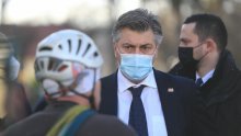 Plenković građanima uputio novogodišnju čestitku, pročitajte što nam poručuje na kraju ove teške godine