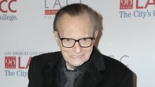 Slavni voditelj Larry King zbog koronavirusa završio u bolnici