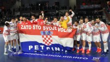 Hrvatski rukometaši složni su nakon važne pobjede: Dižemo se polako, idemo dalje utakmicu po utakmicu...