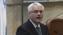 Josipovic addresses Knesset, apologises for crimes against Jews