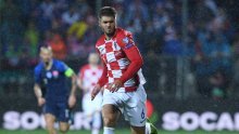 Kaos u klubu u kojem igra 'Vatreni'; Nakon što su navijači zapalili drveće ispred trening kampa, trener dao otkaz zbog toga što je dobio pojačanje