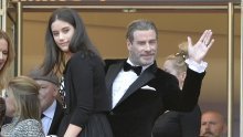 Reklama za Super Bowl skrenula im je misli s tuge: John Travolta s kćerkom otplesao svoje poznate pokrete