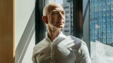 [FOTO] Jeff Bezos - čovjek koji se odrekao upravljanja Amazonom kako bi se posvetio mladenačkim fantazijama o osvajanju svemira