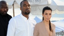 Kim Kardashian već je isplanirala razvod od Kanyeja Westa, ali će s predajom zahtjeva još malo pričekati