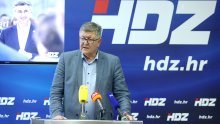 Ćorušić: KBC Zagreb nije mjesto cijepljenja za privilegirane, cijepili smo stotinjak ljudi koji su gotovo kampirali pred bolnicom