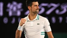 [FOTO] Novak Đoković u finalu Australian Opena; rasturio najveće iznenađenje turnira pa se mnogi pitaju koliko su ozbiljne njegove ozljede