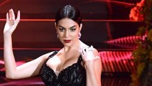 Georgina Rodriguez pristaje na sve zahtjeve fotografa - za novi editorijal pozirala je gola, prekrivena tek torbicom