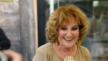 Naša pjevačka diva se ukazala kao Sophia Loren, komplimenti pljušte, a Nina Badrić joj poručuje: 'Svjetski, a naše'