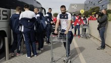 [VIDEO/FOTO] Rukometaši stigli u Montpellier, dočekala ih poruka na hrvatskom jeziku, a zatim završili na testiranju; oglasili se izbornik i kapetan...