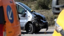 Tragedija kod Slavonskog Broda: Mladić automobilom sletio s ceste, udario u stablo pa u vodocrpilište i poginuo