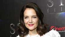 Katie Holmes pokazala lice bez šminke; fanovi su izvan sebe od oduševljenja