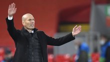 Zinedine Zidane poludio na konferenciji za medije i obrušio se na novinare, a posebno ga je zasmetalo jedno pitanje