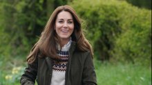 Kate Middleton u country šik izdanju: Super skinny traperice i čizme koje nikako da 'umirovi'