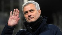 Jose Mourinho neće se dugo odmarati; tri europska velikana krenula su u utrku za Portugalcem, ali on je već odlučio gdje će...