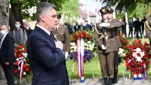 Milanović u Okučanima: Hrvatski junaci oslobodili su ovaj dio Hrvatske. To je bilo malo dobrih ljudi, mi ostali smo bili na Zrinjevcu, u Ženevi...