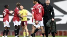 Trener Manchester Uniteda u bezizlaznoj situaciji; dobio je čak i ispriku, ali nema te osobe koja može pomiriti ove dvije sukobljene strane