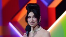 Dodjela Brit Awards: Dua Lipa, Elton John i drugi u najvećoj noći britanske glazbe pred 'stvarnom' publikom