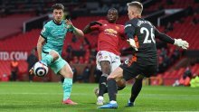 [FOTO] Fantastičan derbi na Old Traffordu; Liverpool velikim preokretom razbio Manchester United i ostao u igri za Ligu prvaka