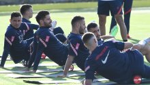 [FOTO] Hrvatska nogometna reprezentacija odradila u Rovinju prvi trening u sklopu priprema za Europsko prvenstvo