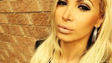 Nikki Benz za gradonačelnicu!