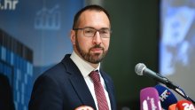 Tomašević gasi čak 11 gradskih ureda, nestaje i Kalinićev ured za hitne situacije te uredi za demografiju, EU fondove i javnu nabavu