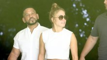 Jennifer Lopez u crop topu i trenirci otkrila trbušnjake koji izazivaju zavist