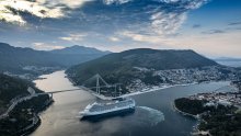 [FOTO/VIDEO] Nakon više od godinu dana u Dubrovnik stigao prvi kruzer! Za putnike vrijede posebna pravila, a neće ni moći šetati slobodno gradom