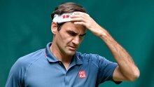 Doznaje se zašto je Federer nakon šokantnog poraza jako zakasnio na konferenciju, a imao je i razgovor s Ivanom Ljubičićem; evo što mu je sve rekao legendarni Hrvat!