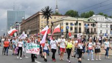 U Poljskoj vrhovni sud srušio vladinu odluku o zabrani okupljanja tijekom pandemije, pao i niz drugih odluka