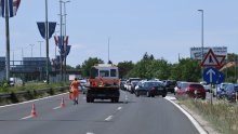 Prometna nesreća između tunela Sveti Rok i Ledenik