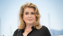 Novi udarac za francusku divu: Dok je promovirala novi film u Cannesu, Catherine Deneuve stigla tužna vijest