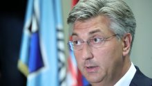 Plenković: Očekujemo da će naši građani možda malo sporije doći do zaključka da je cijepljenje dobro