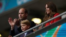 Kate Middleton i princ William zabrinuti su za budućnost svoje djece, posebice najstarijeg Georgea