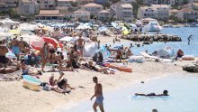 Reakcija vlasnika kuće iz čije je septičke jame sadržaj završio na plaži: Nije namjerno, pukla je cijev