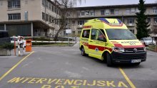 U Sloveniji 99 novih zaraza koronavirusom, raste udio zaraženih