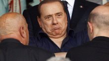 Berlusconijev Fininvest mora platiti 560 milijuna eura