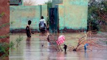 U Južnom Sudanu deseci tisuća ljudi moraju napustiti svoje domove zbog poplava