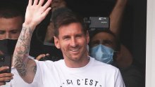 Gotovo je! PSG objavio ono što su svi s nestrpljenjem čekali: Leo Messi i službeno je novi igrač momčadi s Parka prinčeva