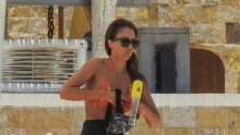 [FOTO] Neke slavne dame vole bikinije, druge jednodijelne kupaće kostima, a Jessica Alba nosi nešto posve drukčije