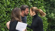 Prepustili se nježnostima: J.Lo i Ben Affleck ponovno dokazali koliko ne mare za paparazze