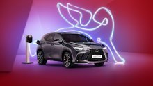 [FOTO] Lexus na filmskom festivalu u Veneciji: U središtu zbivanja novi luksuzni SUV Lexus NX