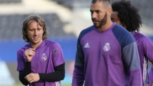 Modrić se vratio na teren; hoće li ga Čačić koristiti?