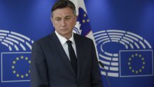 Pahor: Za veću procijepljenost potrebno povećati povjerenje u vladu